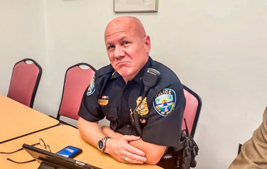 Chief Of Police Pauses Public Facebook Group To Silence Free Speech!