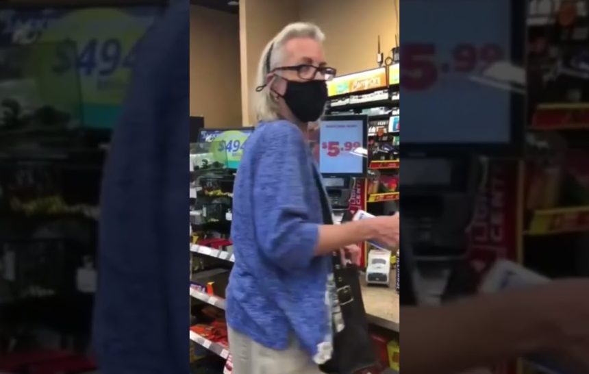 1673039141_maxresdefault.jpg How Many Cans Of Booze Can Karen Steal In Her Purse? #SNEAKPEEK #BUSTED #LIAR