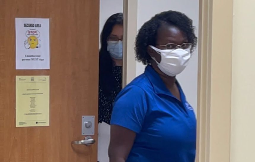 “Kindly Refrain From Cell Phone Use!” 📸