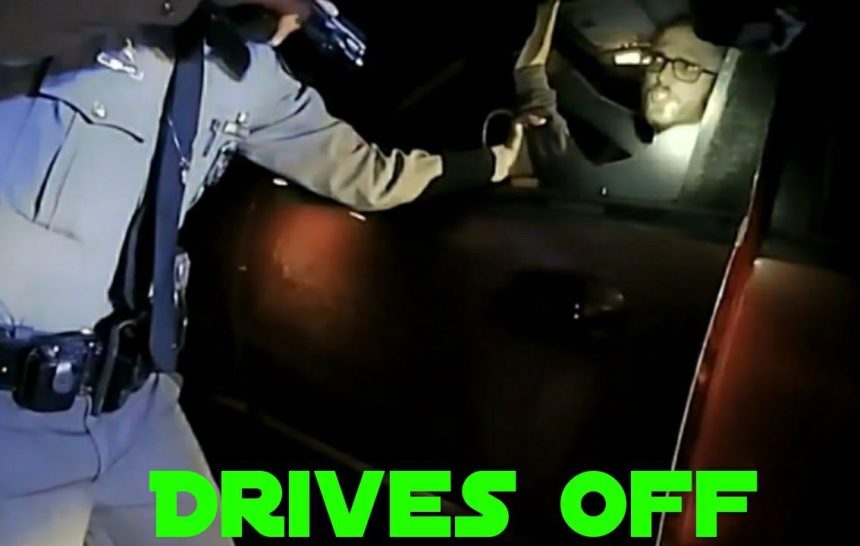 1684626005_maxresdefault.jpg Traffic Stop Yields an Unbelievable Outcome. What if you did this?